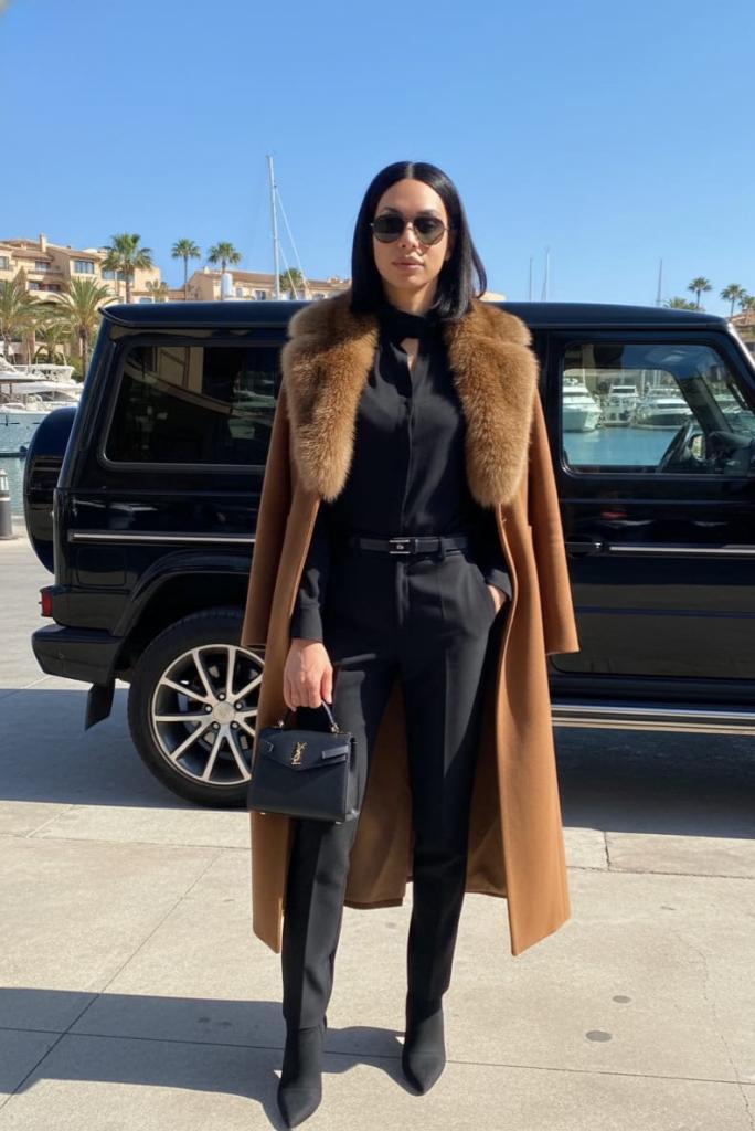 678554359: Travesti en León