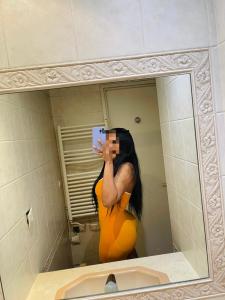 658669627: Chica busca chico en Barcelona