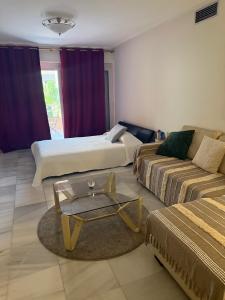 674845666:  en Málaga