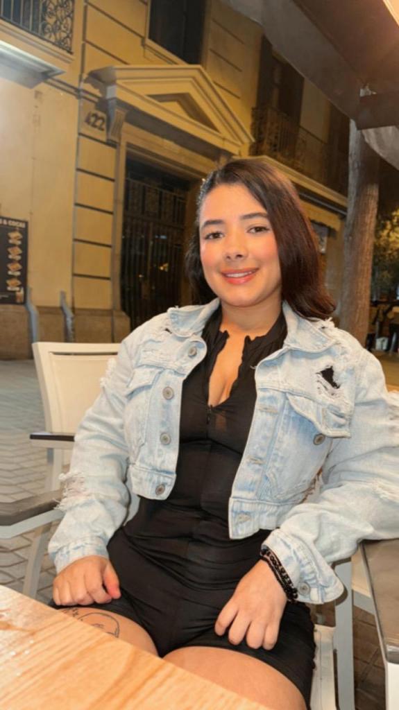 617163834: Chica busca chico en Murcia