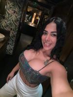 662445860: Chica busca chico en Barcelona