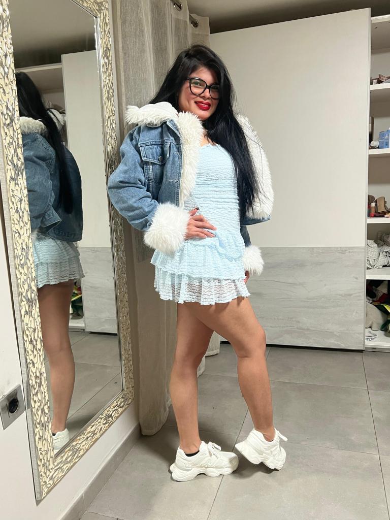 Chica busca chico en Jaén: Chica busca chico