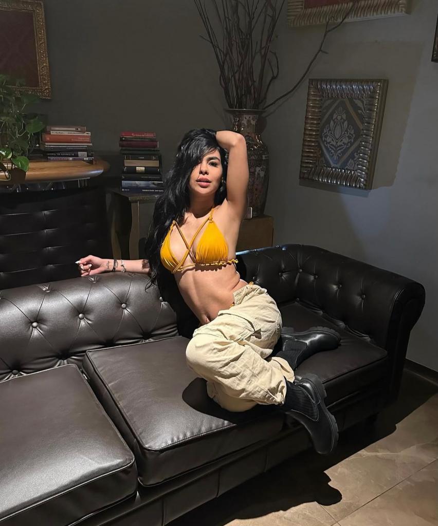 610912997: Chica busca chico en Madrid