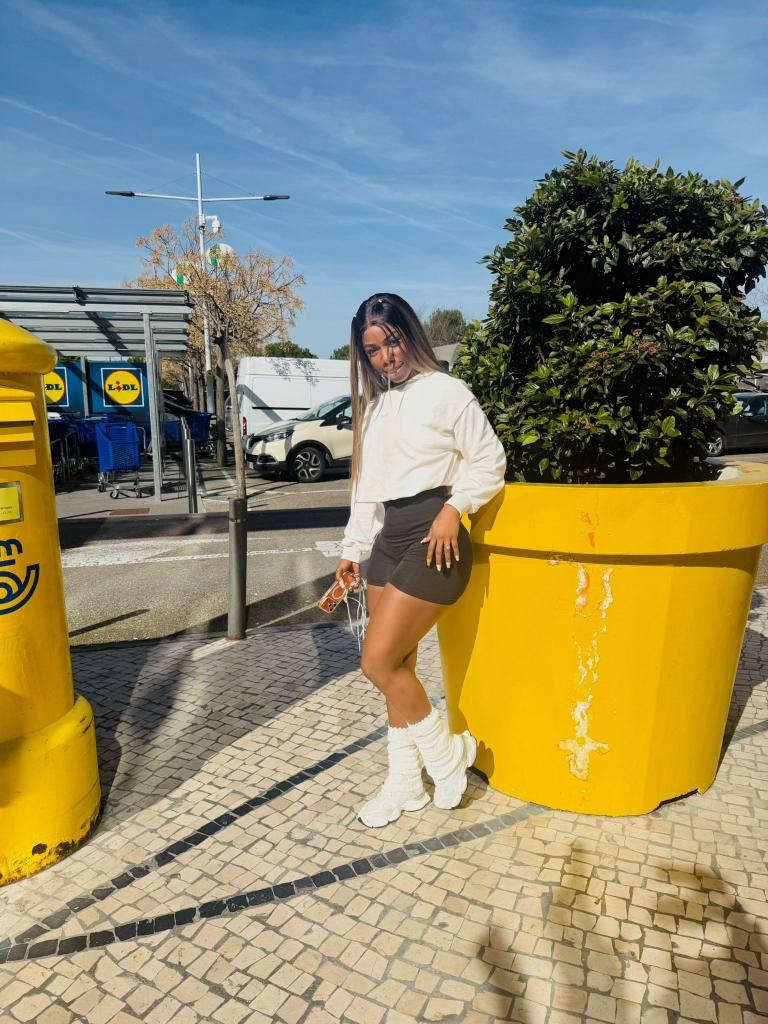 Chica busca chico en Orense: Chica busca chico