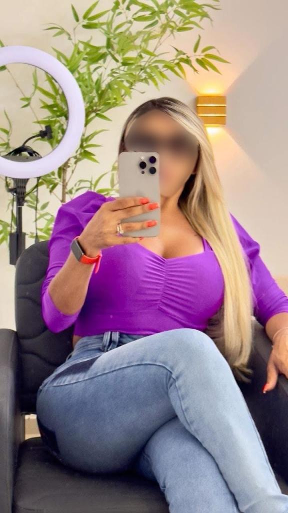 622313457: Chica busca chico en Málaga