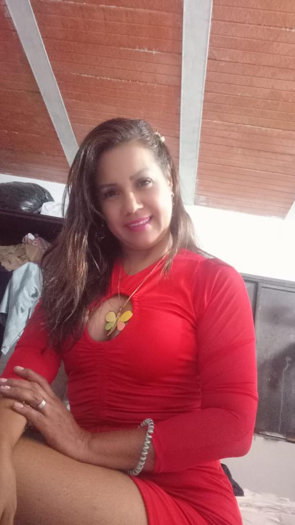 Chica busca chico en Almería: 