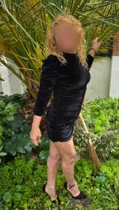 688394537: Chica busca chico en Madrid