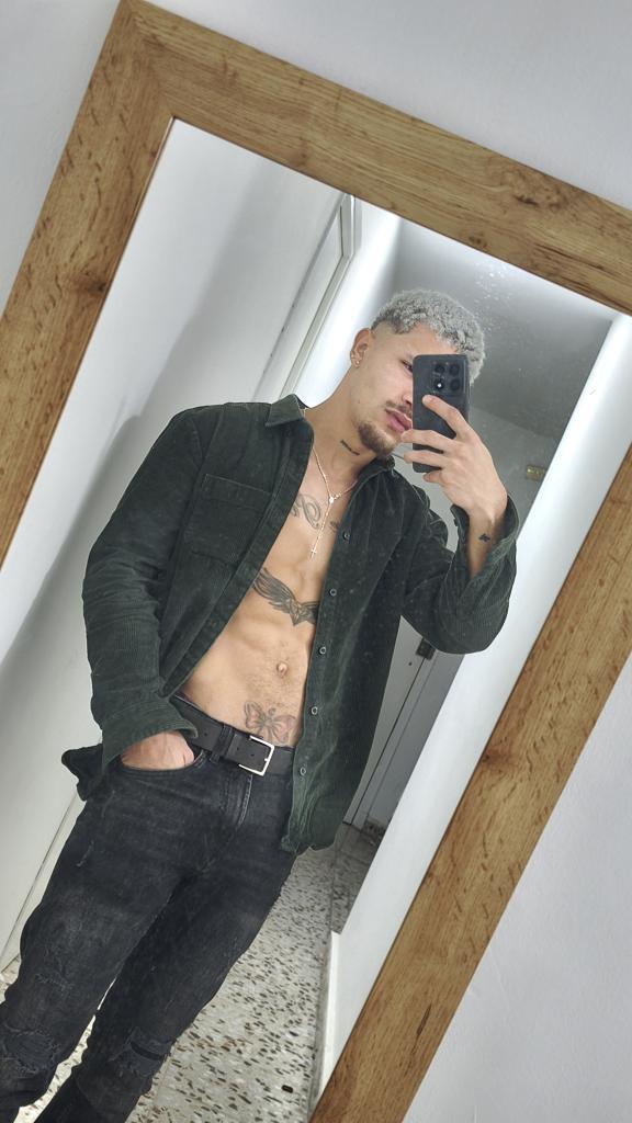 Chico busca chica en Murcia: 