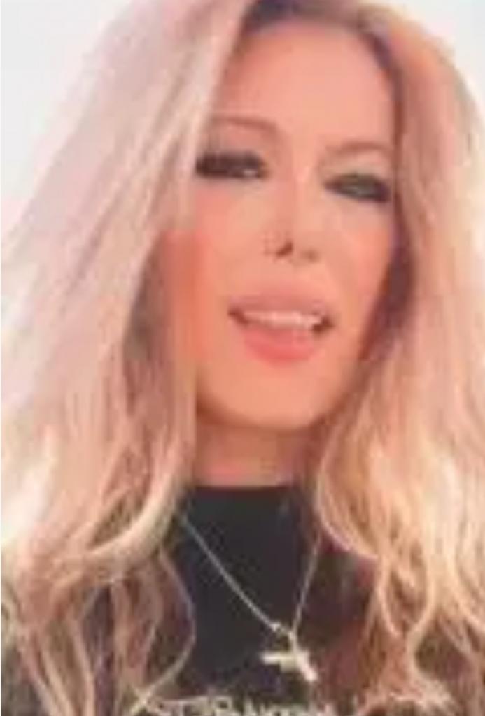 672510988: Chica busca chico en Alicante