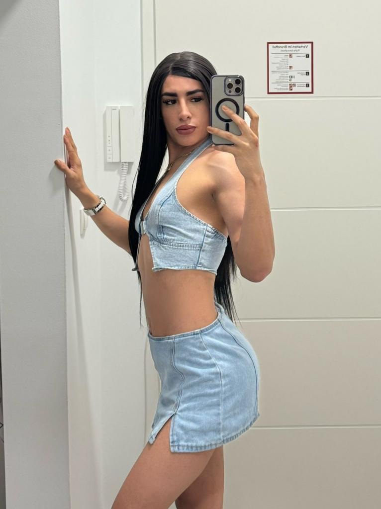 613933592: Travesti en Málaga