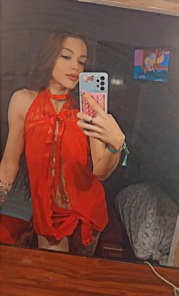 613928124: Chica busca chico en Tarragona