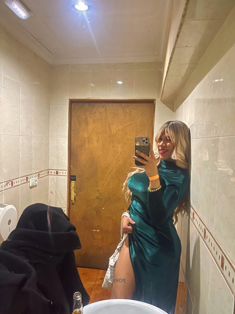 613758046: Travesti en Alicante