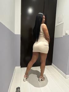 632249389: Chica busca chico en Madrid