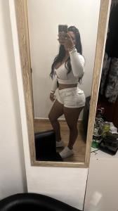 607340845: Chica busca chico en Valencia