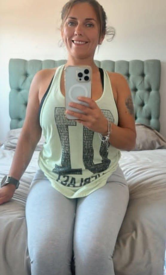 612472981: Chica busca chico en Granada