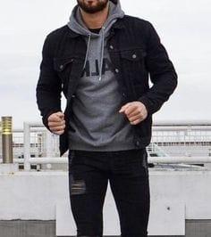 Chico busca chica en Cádiz: 