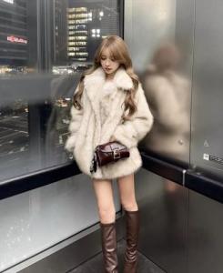 651116103: Chica busca chico en Madrid