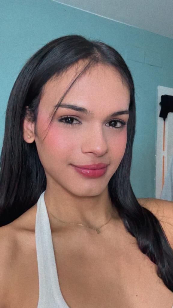 691387550: Travesti en Barcelona