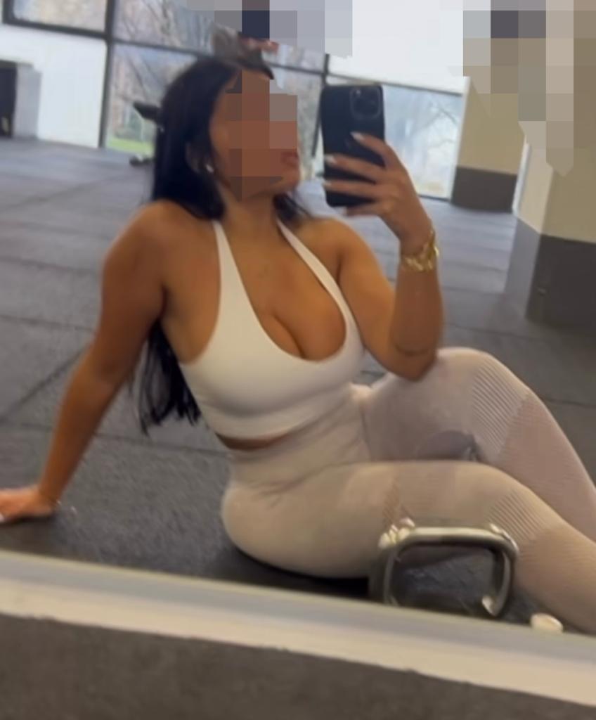 Chica busca chico en Lugo: 