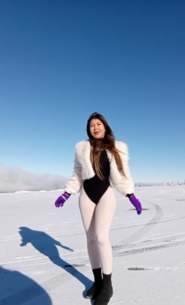 627743263: Chica busca chico en Cáceres