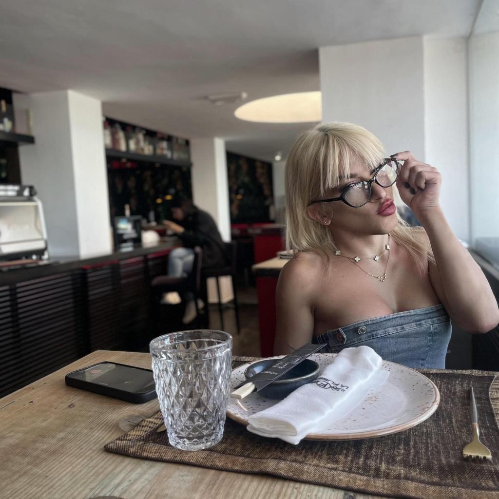 633115458: Travesti en Alicante