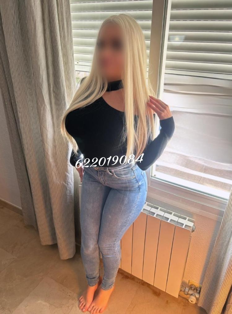 Chica busca chico en Granada: 