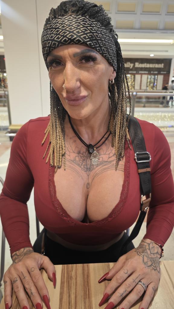 633382376: Chica busca chico en Alicante