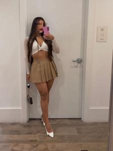643881305: Chica busca chico en Granada