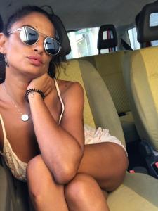 613503977: Chica busca chico en Madrid