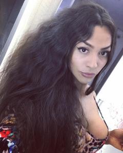 697497122: Travesti en Gerona