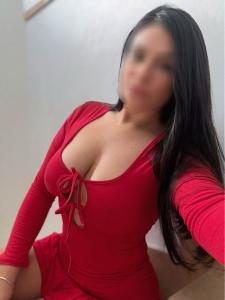 650735267: Chica busca chico en Madrid