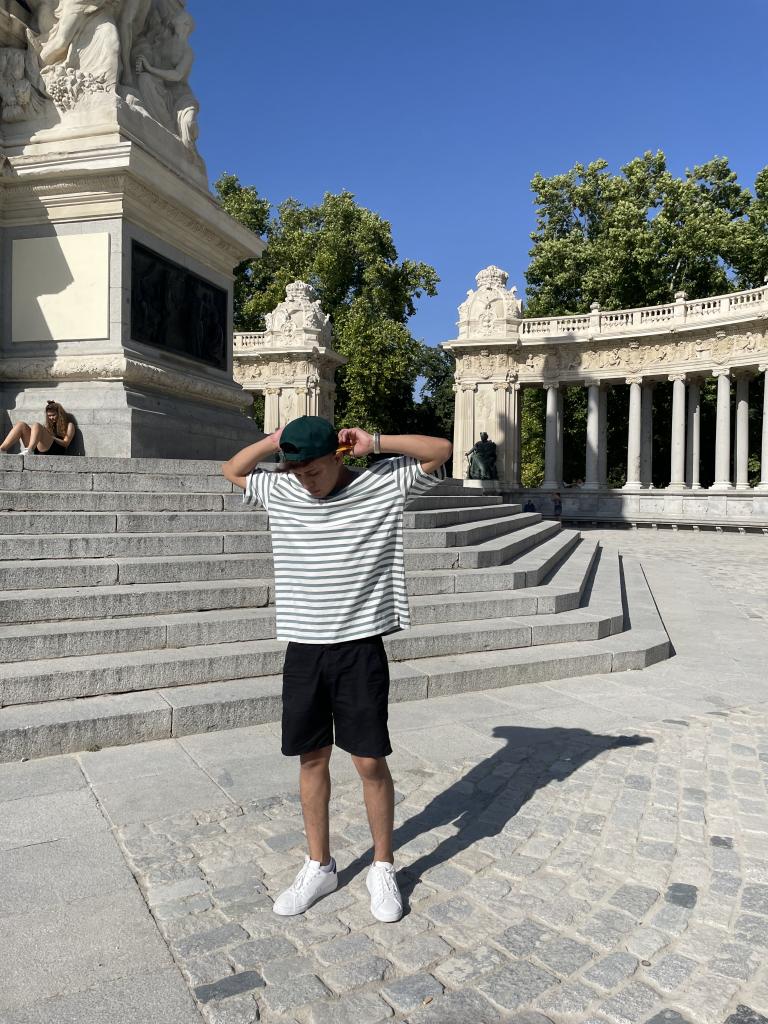 614527123: Chico busca chica en Alicante