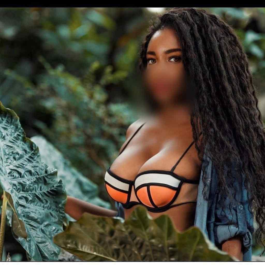 Chica busca chico en Barcelona: 