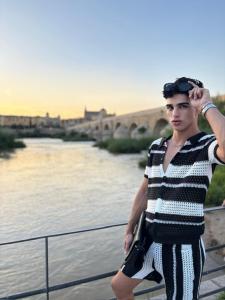 631702017: Chico busca chica en Jaén