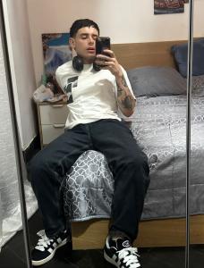 666432654: Chico busca chica en Zaragoza