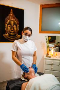 641185938: Chica busca chico en Mallorca