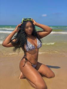 632680848: Chica busca chico en Gerona