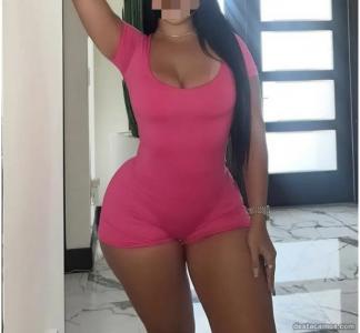 Chica busca chico en Almería: 