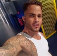 667609585: Chico busca chica en Barcelona