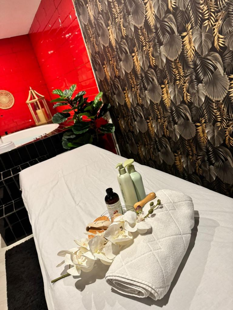 Chica busca chico en Valencia: Chica busca chico