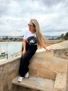 691838828: Chica busca chico en Mallorca