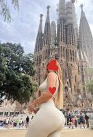 678365060: Chica busca chico en Tarragona