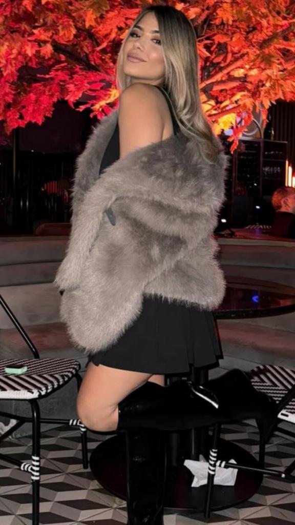 612463834: Chica busca chico en Mallorca