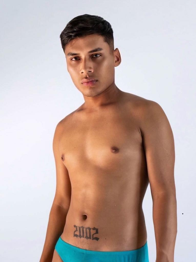 Chico busca chica en Cádiz: 