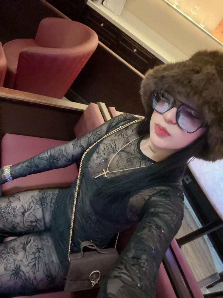 Chica busca chico en La Coruña: 