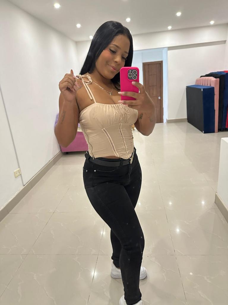 602517622: Chica busca chico en Sevilla