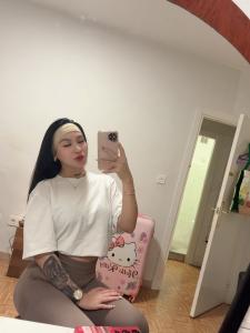 624841740: Chica busca chico en La Coruña