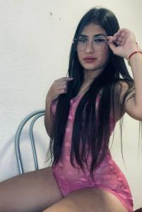 632192874: Chica busca chico en Navarra