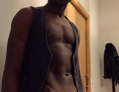 663955697: Chico busca chica en Madrid