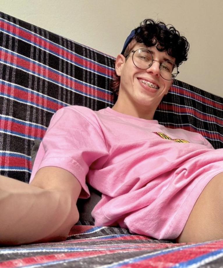 643093545: Chico busca chica en Málaga